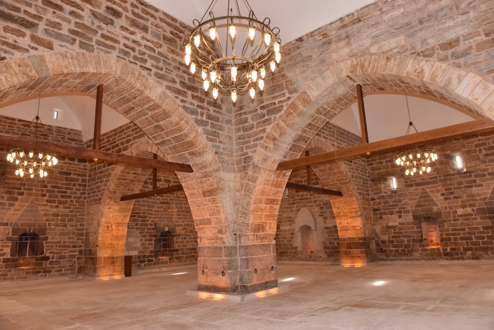 Rüstempaşa Kervansarayı